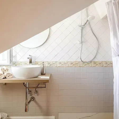 Mansarda Margot Parking Included Διαμέρισμα Σαν Ρέμο