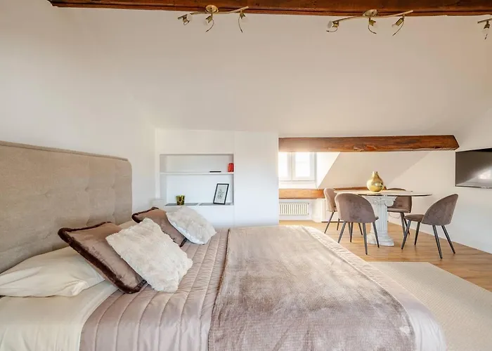 Апартаменты Mansarda Margot Parking Included *