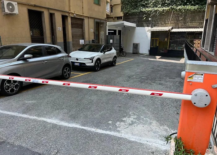 Mansarda Margot Parking Included Апартаменты *